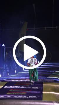 BIB:  <button type="button" onclick="openModal(27378216)" class="btn btn-primary btn-sm float-right" data-toggle="modal" data-target=".modal-high-quality">
                <i class="fa fa-download"></i> Download
                </button>